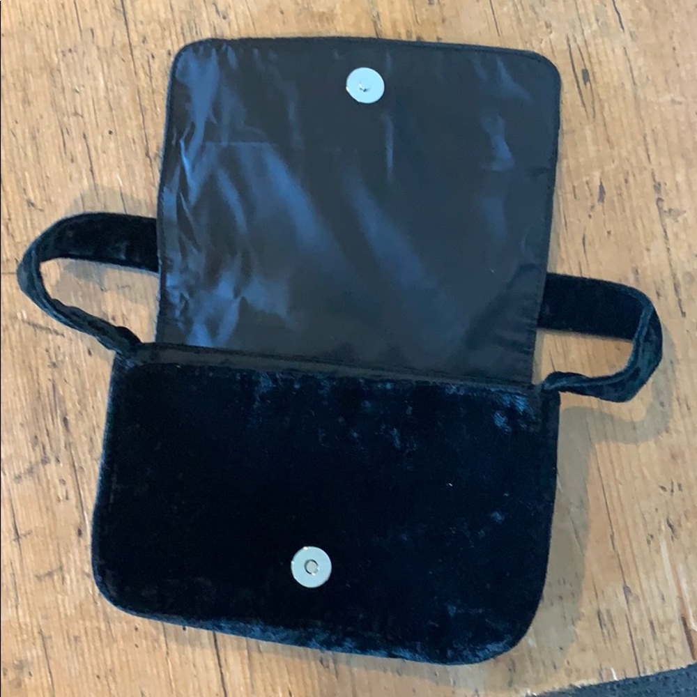 Purse - Picture 2 of 2